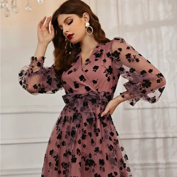 🆕 SHEIN-Floral Mesh Belted Surplice Front Dress - Picture 4 of 6